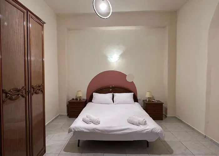 Wave Side Old Souk Batroun Guest House