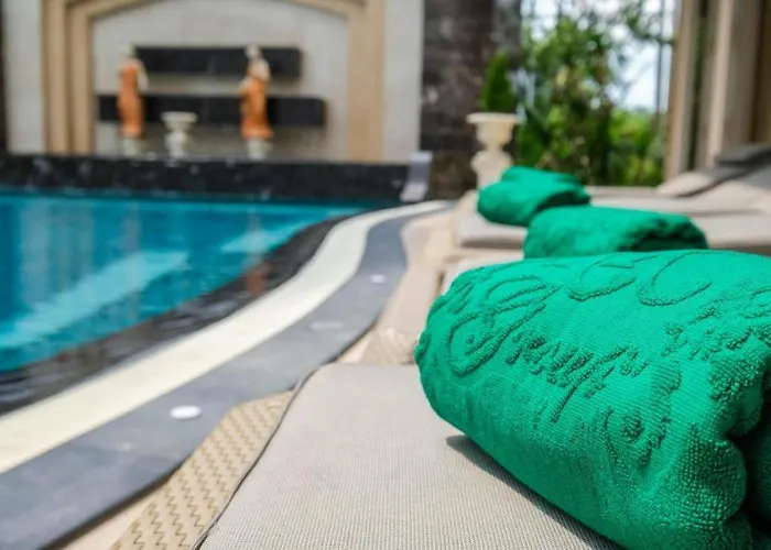Lk Grand Empire Hotel Pattaya
