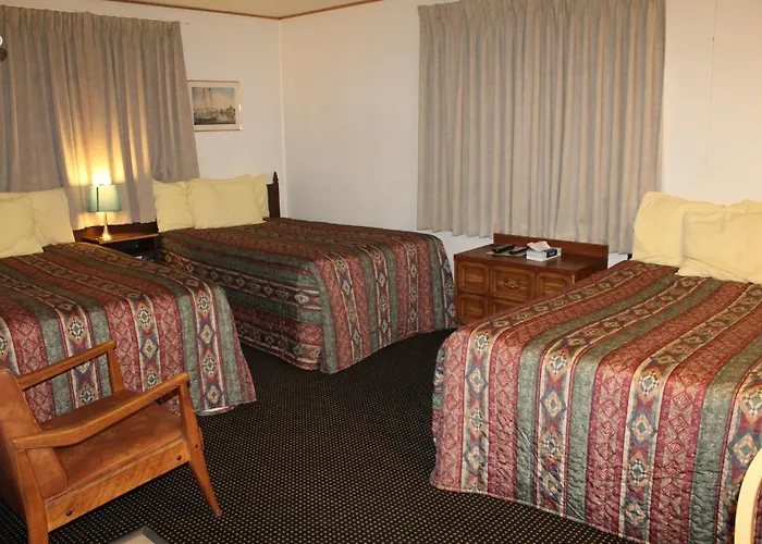 Tel Star Motel Brooks