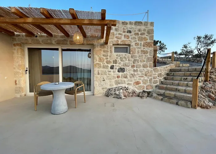 Eight Dimensions Capari Suites Elafonisos