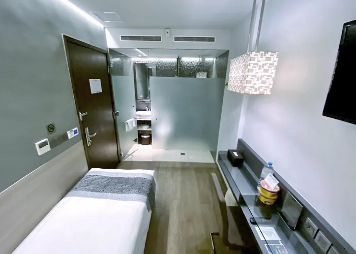 Bliss Hotel Singapura
