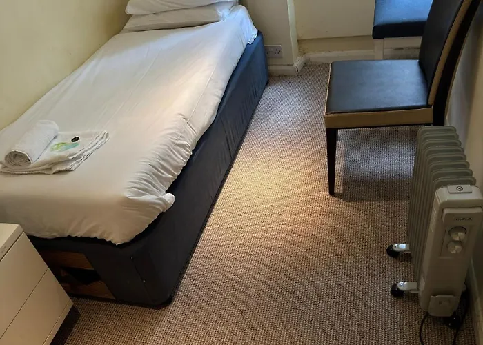 Manor Hotel London