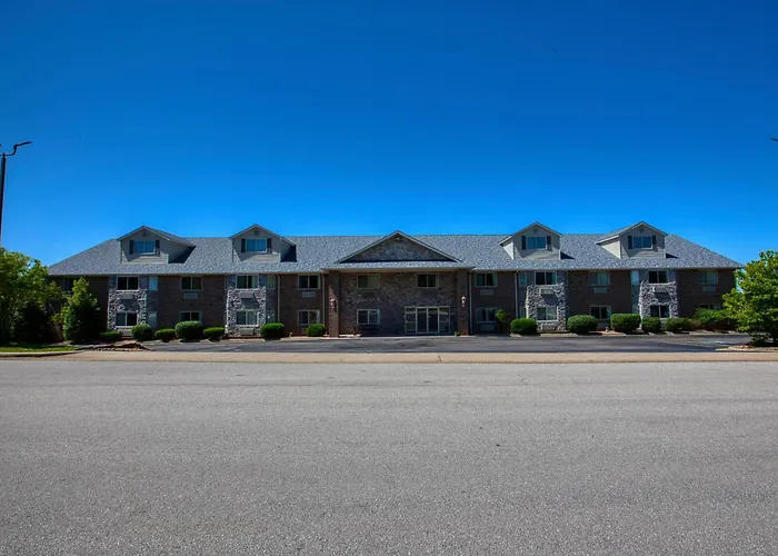 All Towne Suites Saint Robert