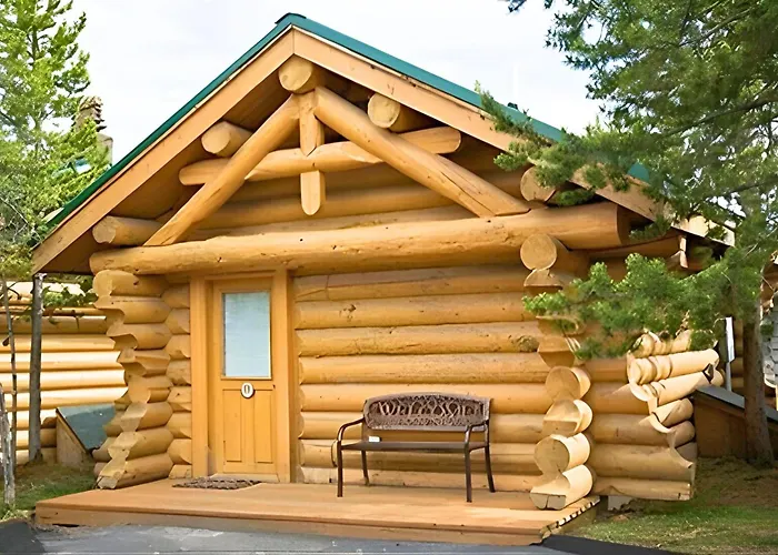 Hotel Hibernation Station West Yellowstone