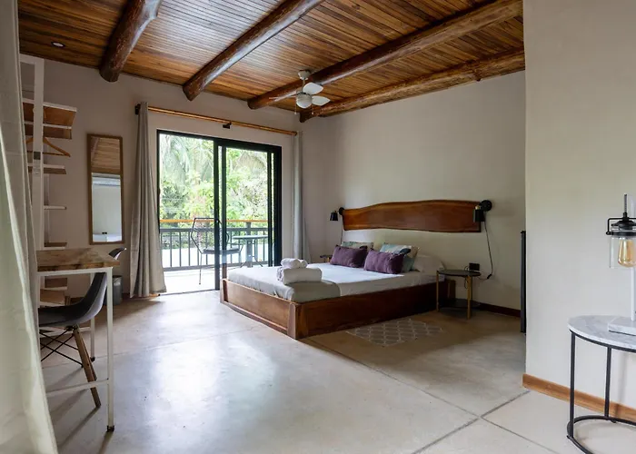Believe Surf & Yoga Lodge Santa Teresa Playa Santa Teresa 