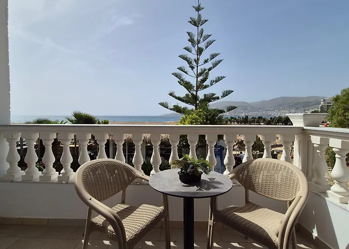 ORCHIDS Hotel Sarandë