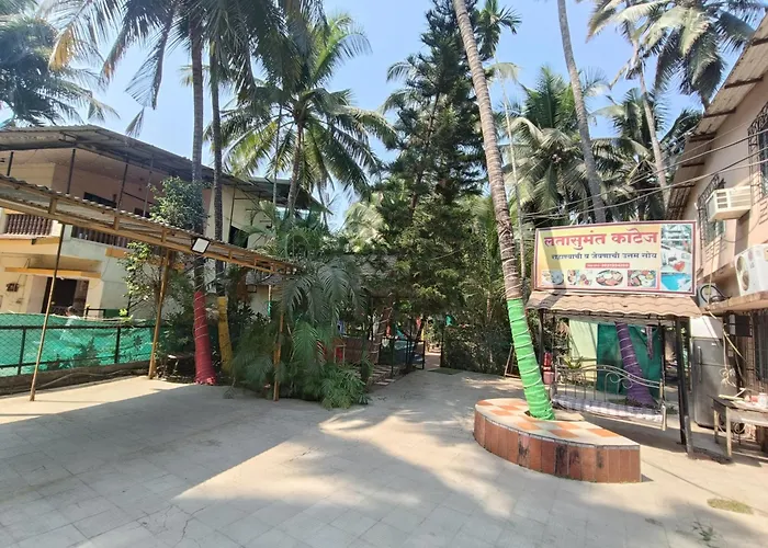 Lata Sumant Cottage Nagaon 