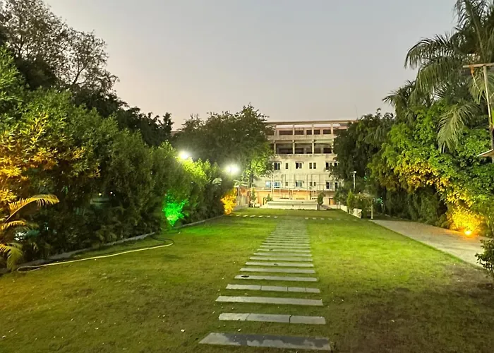 Hotel Royal Resort Pune