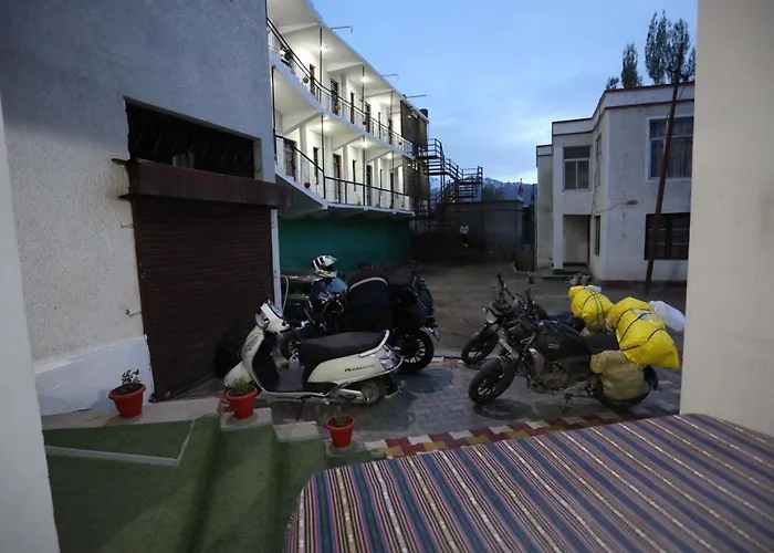 Hotel Jan Palace Leh