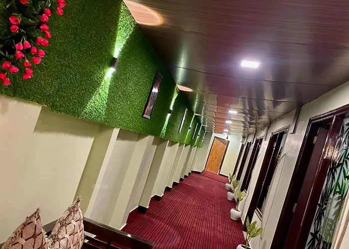 Hotel Blue Breeze Faridabad