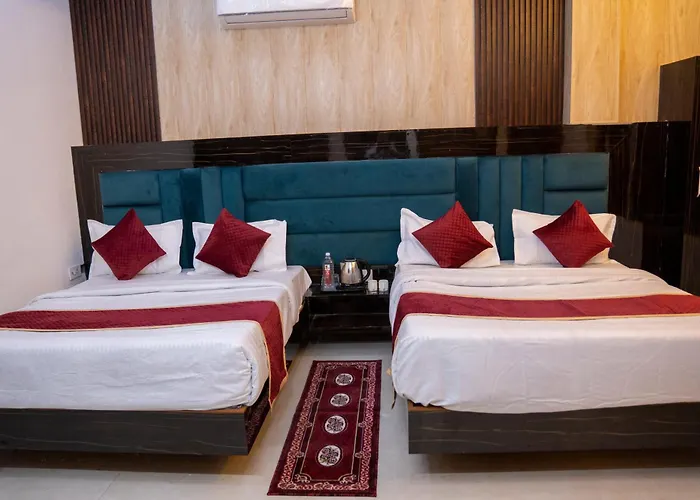 Hotel Vaibhav Palace Guest House Agra 