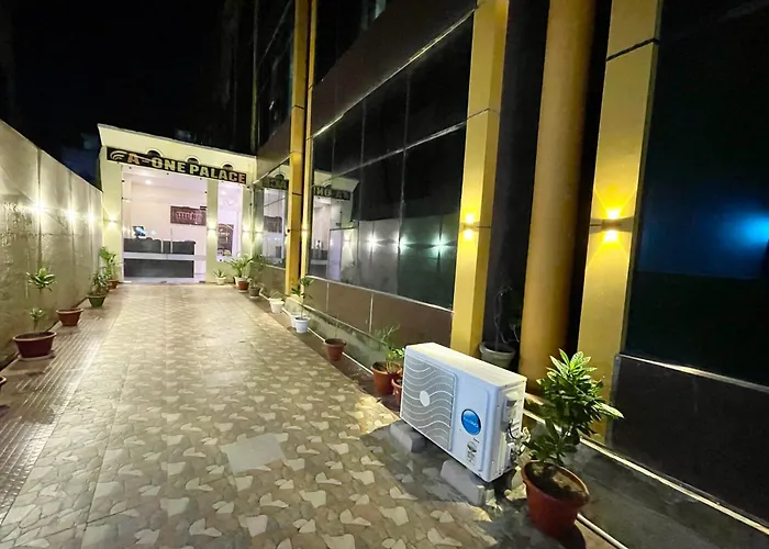 A One Palace ! Puri - ᴺᵒ ᵉᵈⁱᵗᵉᵈ ᵖʰᵒᵗᵒ ʷᵉ ᵃʳᵉ ᵍᵉⁿᵘⁱⁿᵉ ʷᵉ ˢʰᵃʳᵉ ʳᵒᵒᵐ ᵛⁱᵈᵉᵒ