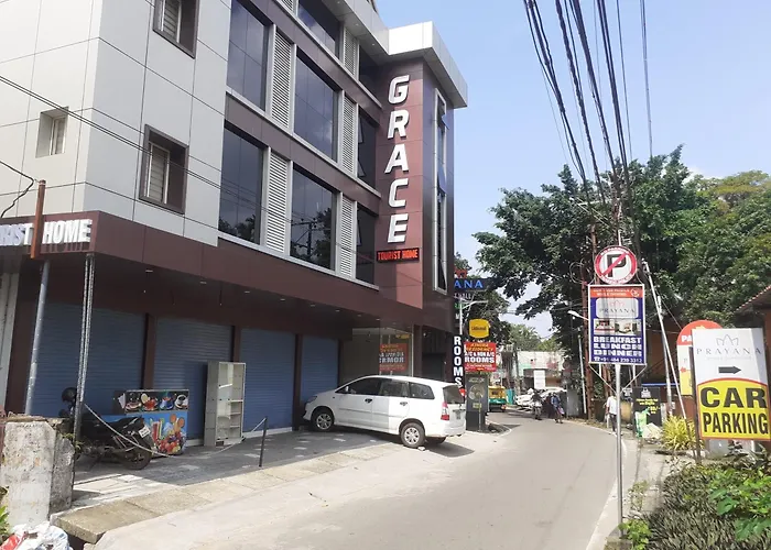 Grace Tourist Home Kochi