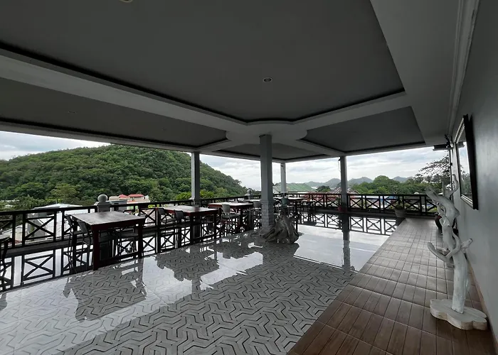 Sunrise Hotel Labuan Bajo
