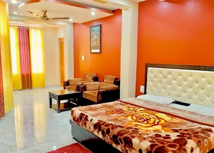 Sky Blue Hotel Kangra