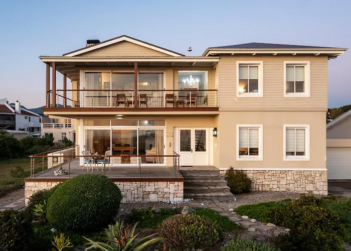 138 Marine Beachfront Guesthouse Hermanus