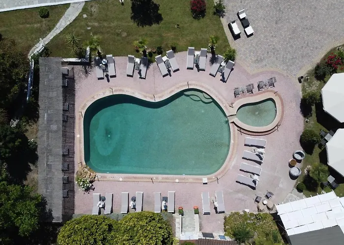 Jenny, Siviri Hotel