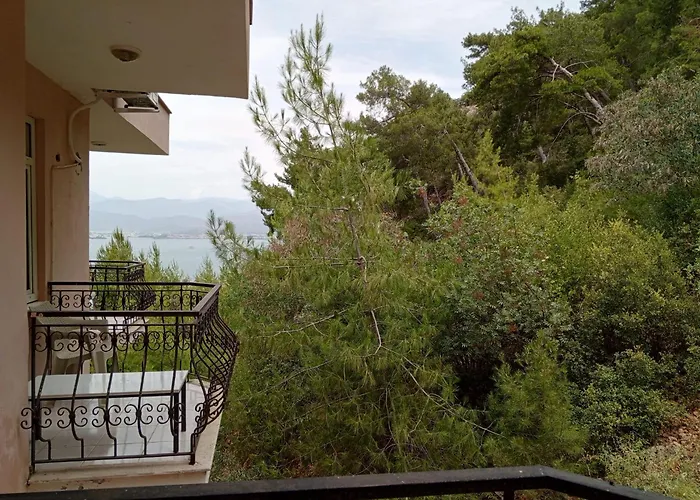 Pembe Köşk Apart Otel Fethiye