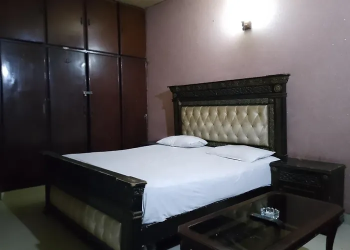 Moon Soon Hotel Lahore