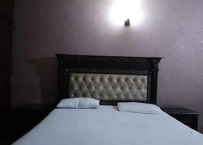 Moon Soon Hotel Lahore