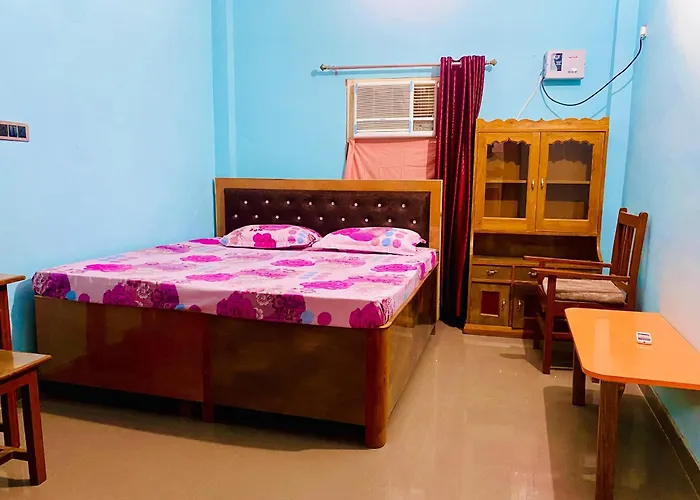 The Narayan Bhawan , Ramanuj Ashram ,Haridas Nagar ,Ramkot Ayodhya Ji