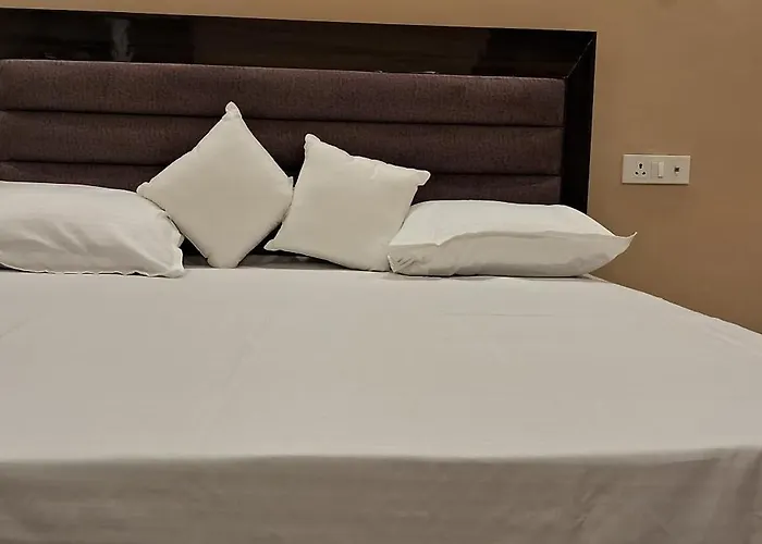 Shree Janki Palace Ayodhya