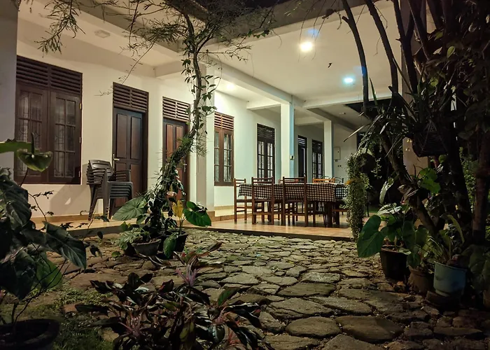 Ajith Rest House Kataragama