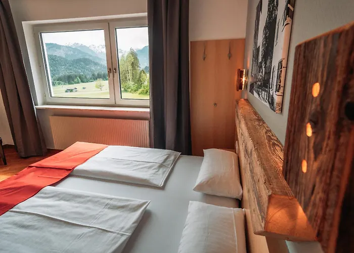 Hahnenkamm Hostel Reuthe