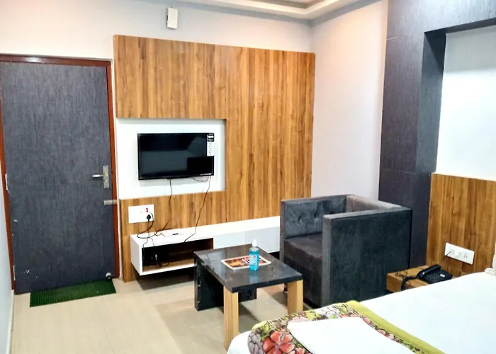 Hotel Jay Sasaram