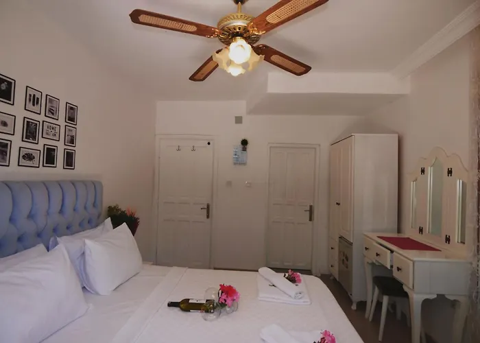 Papermoon Hotel & Apartments Kalkan