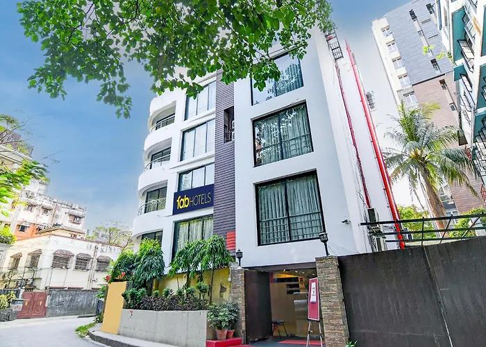 Fabhotel Ballygunge Luxury - Behind Punjab Club Kolkata