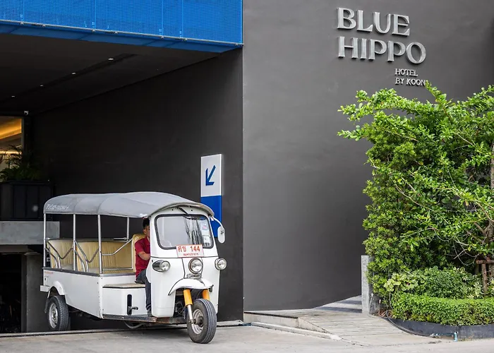 Blue Hippo & Red Crocodile Hotel กรุงเทพมหานคร