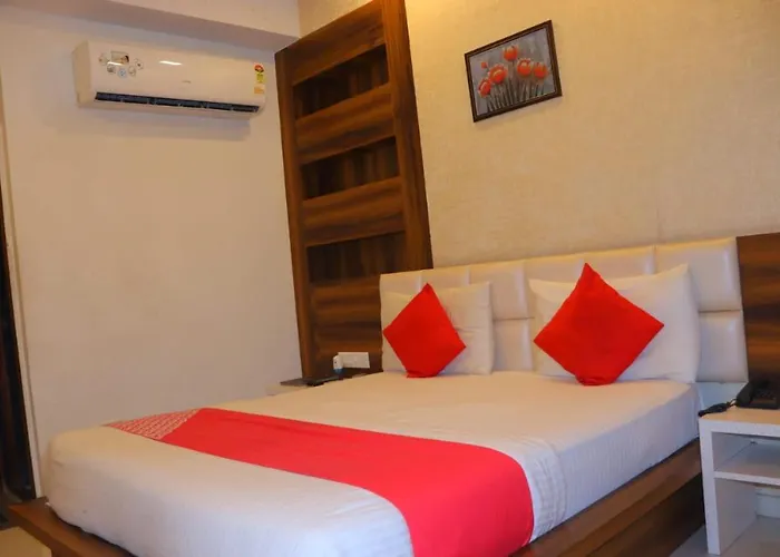 Hotel Lords In Ahmedabad
