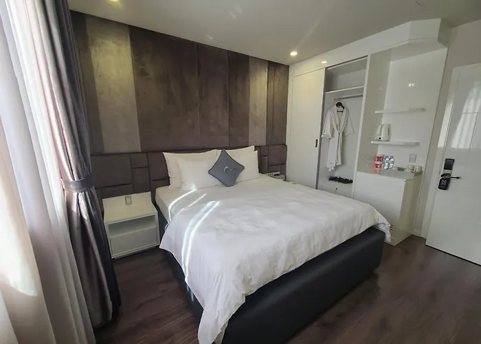 The Moon Hotel 3 TP. Hồ Chí Minh