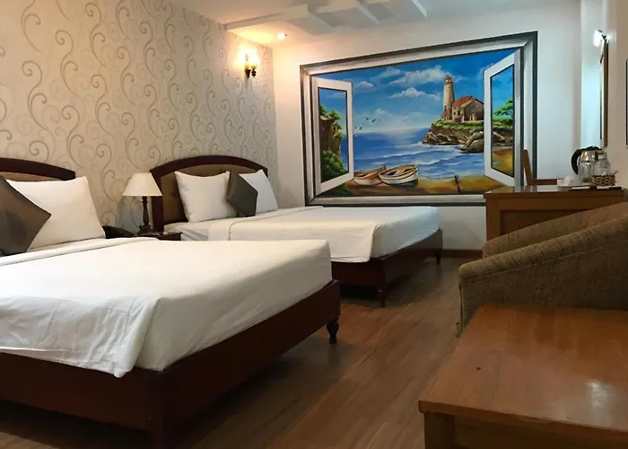 Oriental Nha Trang Hotel - Đối diện bãi biển