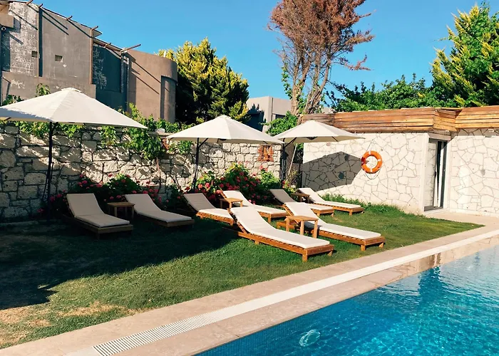 Limon Hotel Çeşme