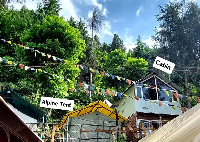 Nomadic Dalhousie - Camping & The Adventure Cafe
