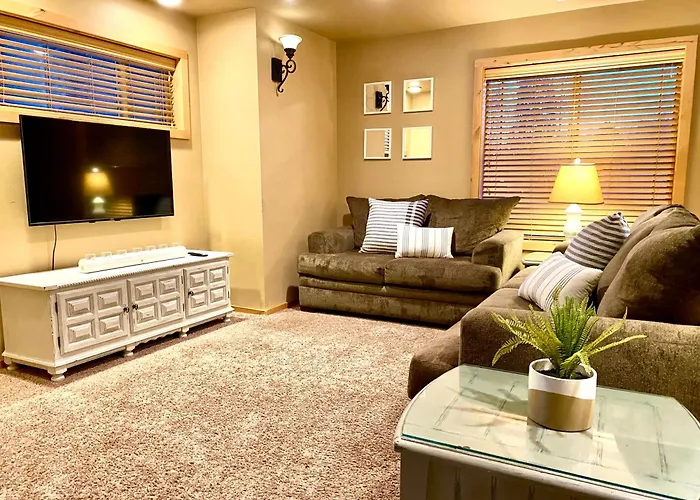 The Raspberry Garden Luxury Hotel & Suites Rexburg