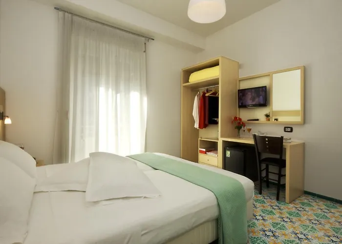 Hotel Torre Di Milo Maiori