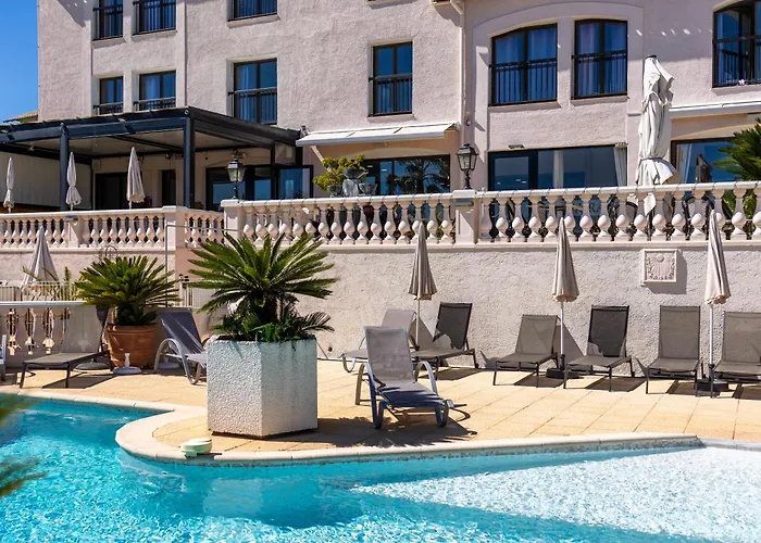 Logis Hotel Perla Riviera & Restaurant Villeneuve-Loubet