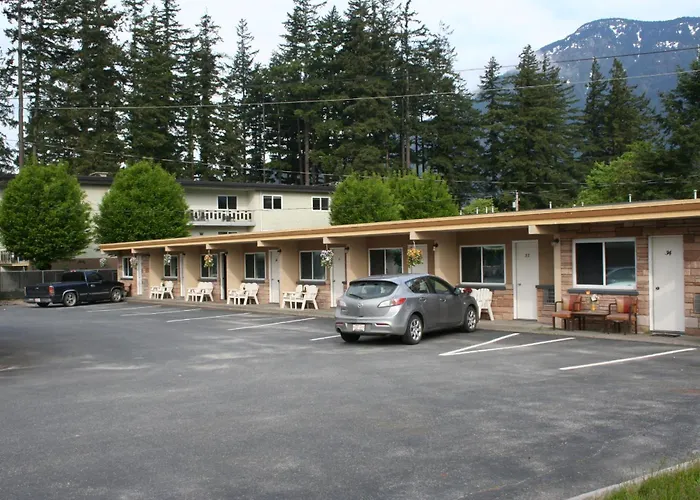 City Centre Motel Older Building Hope