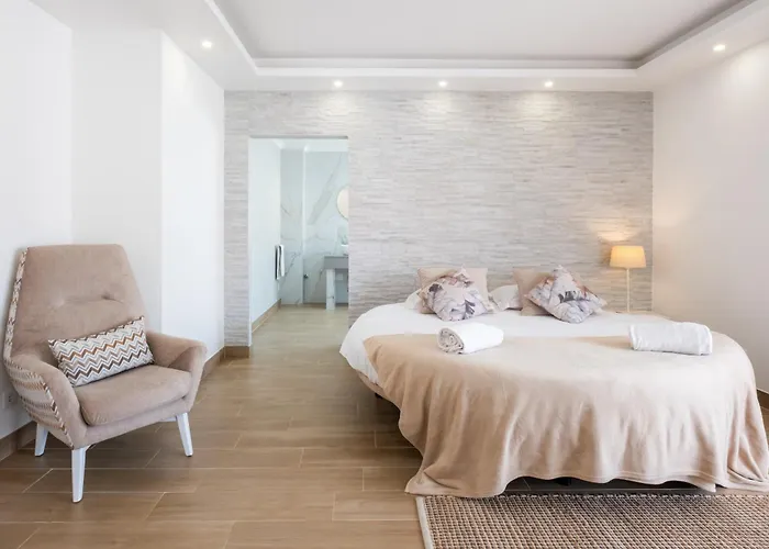 West Side Guesthouse Peniche