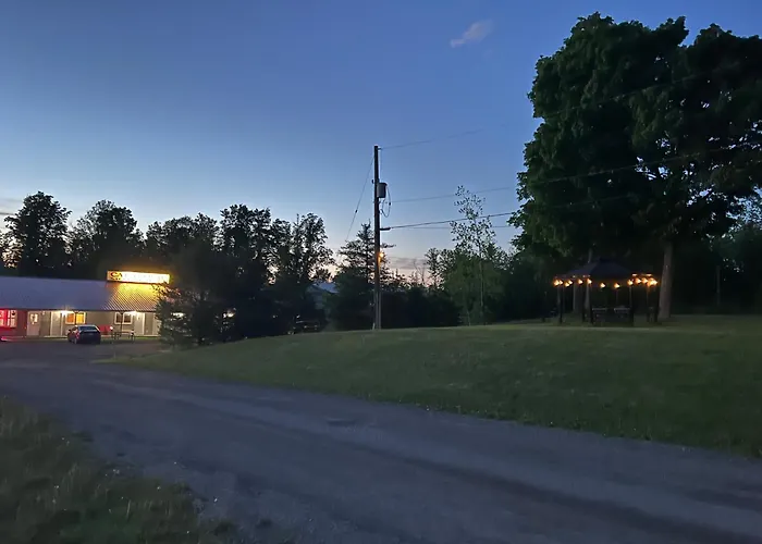 Calabogie Motor Inn