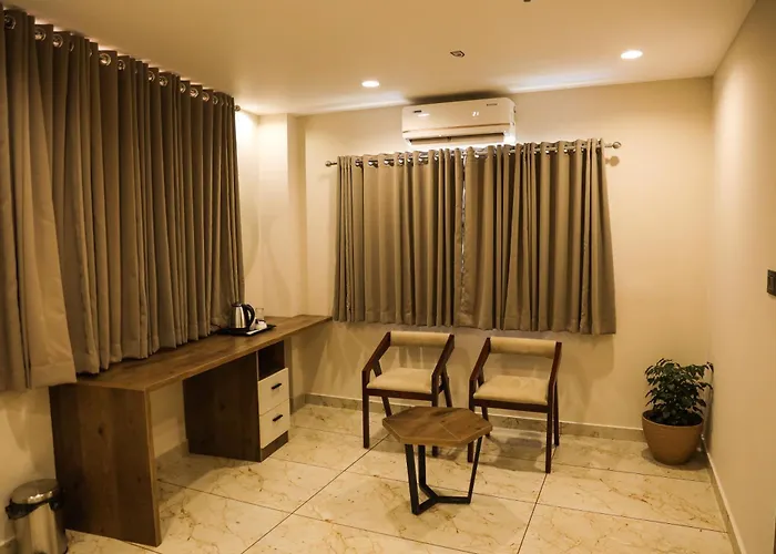 Mezkar Residency Hotel Alwaye