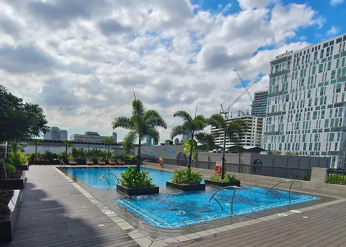 Manhattan Plaza Tower 2 With Balcony, Mini Karaoke, Pool, Can Cook Quezon City