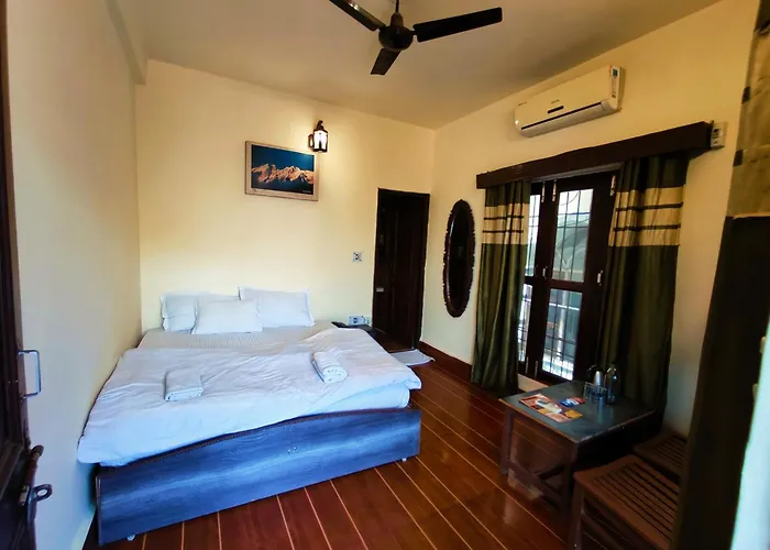 Hill Top Swiss Cottage Rishikesh