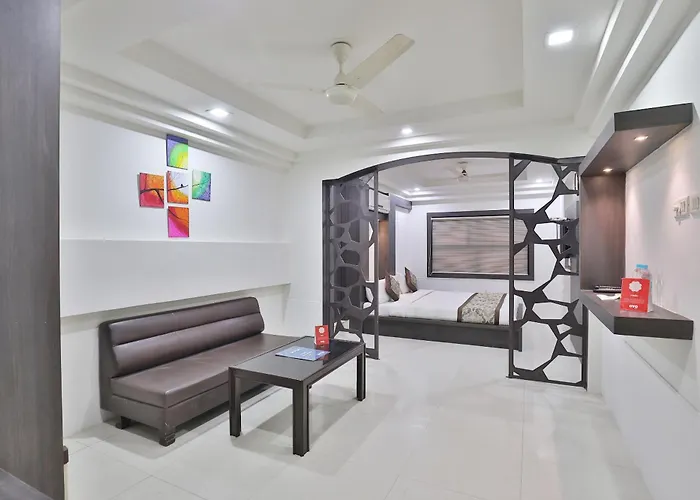Hotel Nova Cross Road Rajkot