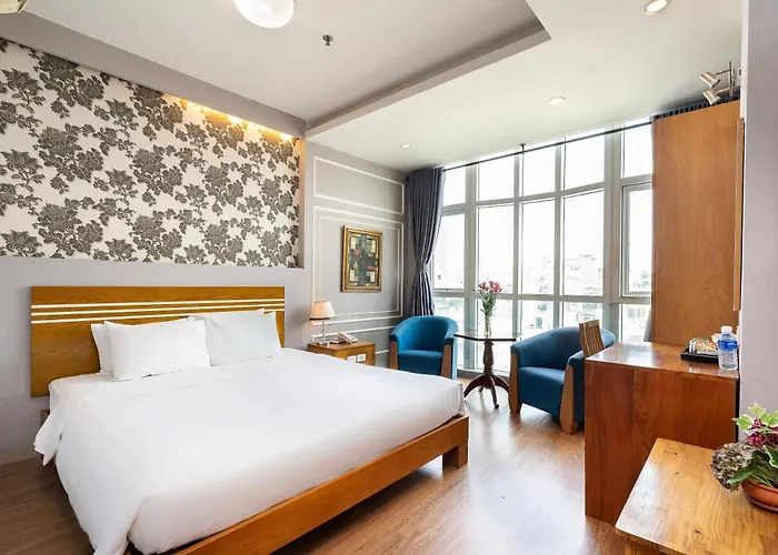 Lucky Star Hotel 266 De Tham Ho Chi Minh City