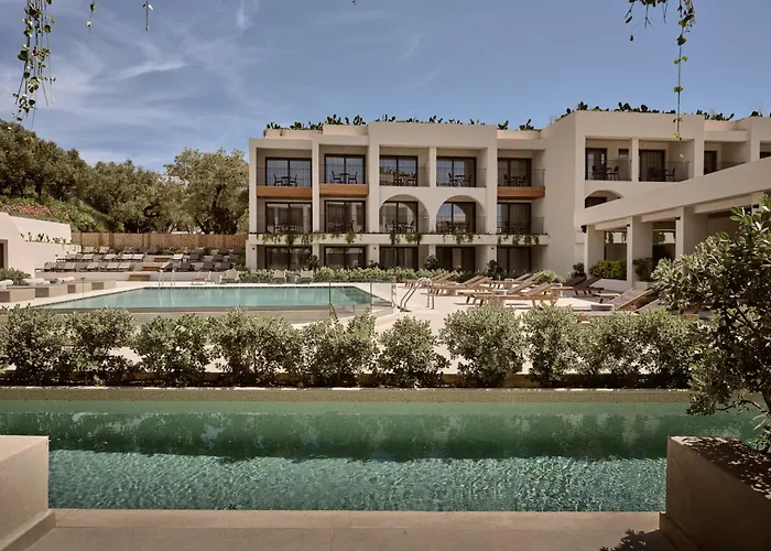 Planos Deluxe Hotel