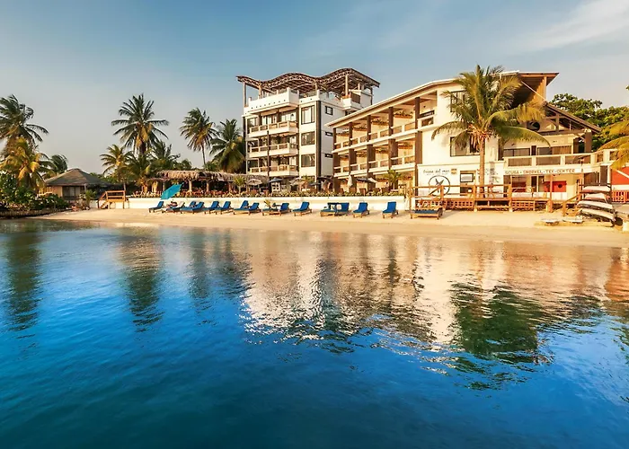 Brisas Del Mar Beach + Dive Resort West End